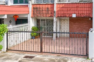 2-storey Terraced House For Sale in Gombak,SGR