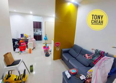 Condominium For Sale in Boulevard Condominium (BLVD)