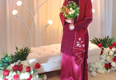 Baju Tunang Preloved Saiz M Dark Maroon