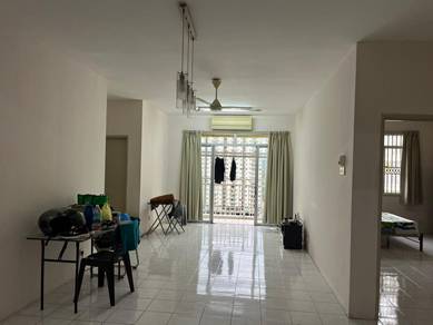 Condominium For Sale in Platinum Hill PV 5