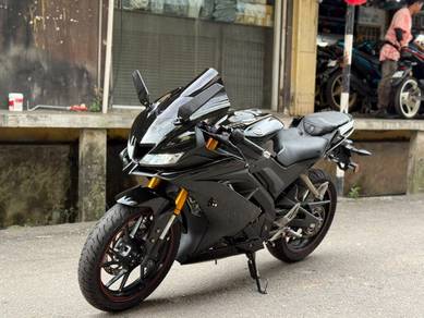 Yamaha R15
