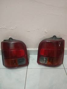 Lampu belakang L2