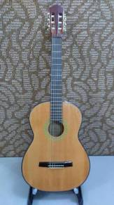 EST Classical Guitar