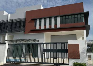 Warehouse / Factory For Sale in Tebrau,JHR
