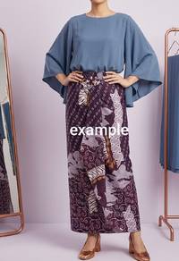 silk skirt kebaya and flare sleeves blouse 