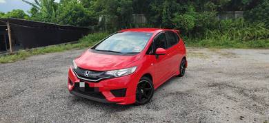 Honda Jazz E in Puchong, SGR