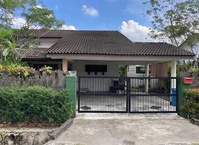 Semi-Detached House For Sale in Kuching,SWK