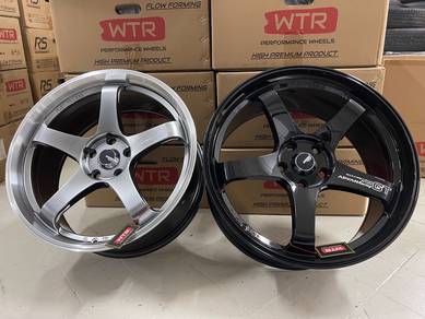 Sport rim baru 19 Advan Gt flow forming golf A250