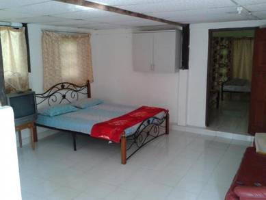 Homestay keluarga pantai cenang
