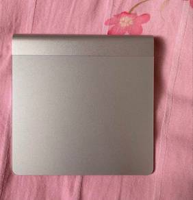 Apple A1339 Magic Trackpad Multi-Touch Surface