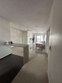 Apartment For Rent in Admiral Residences