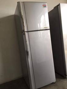 Toshiba Refrigerator 2 doors fridge Peti Sejuk Ais