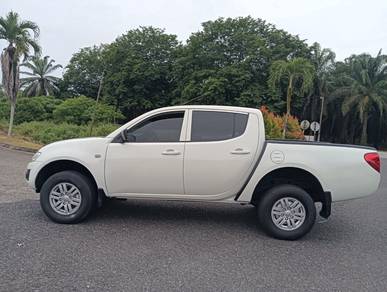 Mitsubishi Triton STANDARD in Bandar Pusat Jengka, PHG