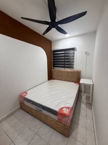 Room in Damansara Perdana, SGR
