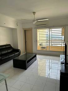 Condominium For Rent in Greenlane Park