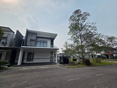 Semi-Detached House For Sale in Kuching,SWK