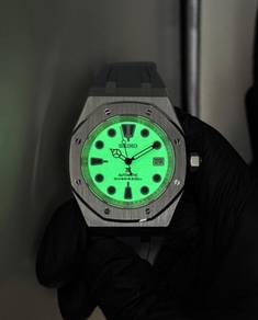 Custom Seiko Mod 42mm Full Lume AP on Grey Rubber