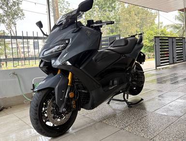 Yamaha TMAX