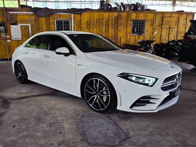 Mercedes Benz A35 35 AMG in Puchong, KUL