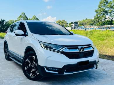 Honda CR-V TC-P 2WD in Setia Tropika, JHR