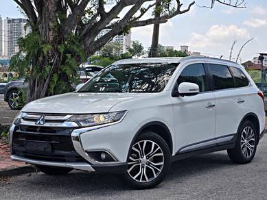 Mitsubishi Outlander 2.0 AWD in Seri Kembangan, SGR