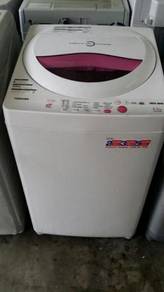 Toshiba 6.5kg Automatic Mesin Basuh Pink Recond