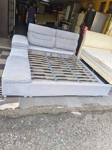 King Size Bed  10/9