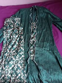 Preloved Baju raya emerald green sulam