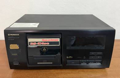 Pioneer PD-F606 File-Type Compact Disc Player