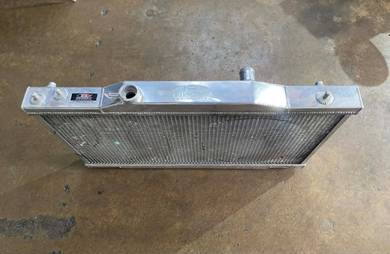 Blox Aluminum K-Swap Radiator Honda EG6 EK9 DC2
