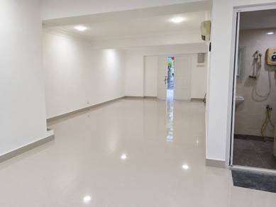 2-storey Terraced House For Sale in Seri Kembangan,SGR