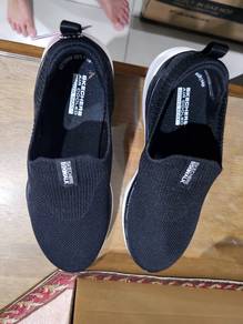 new skechers slip in