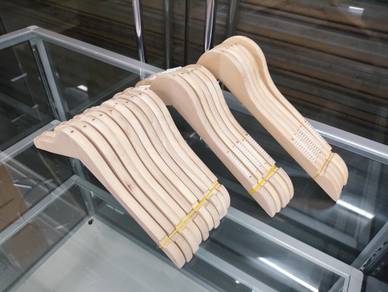 10 Btg Hanger Kayu Baru S, Belum Pasang Hook Lagi