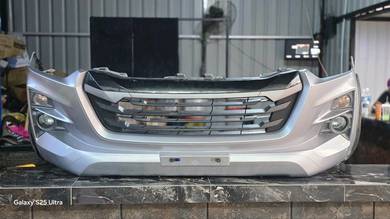 Bumper depan dmax 2023