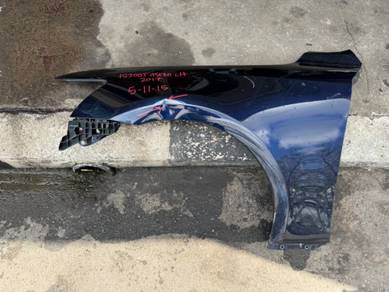 No 5-11-15 Lexus IS200t Ase30 2017 LH Fender Jpn