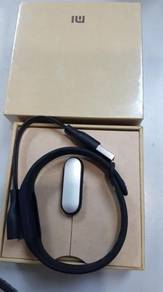 Mi Band 1 Fitness Tracker(Faulty/ Batteri rosak)