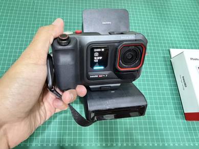 FOR SALE: Insta360 Ace Pro 2 Complete