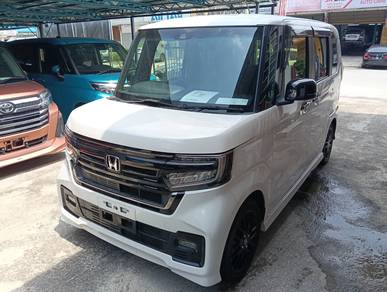 Honda N BOX CUSTOM L TURBO in Puchong, SGR