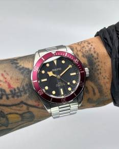 Custom Seiko Mod 41mm Black Bay Heritage Red Bezel