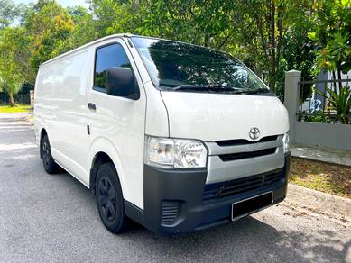 2022 TOYOTA HIACE 2.5 (M) PANEL VAN - Clearance St
