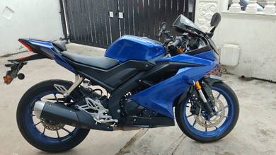 Yamaha R15
