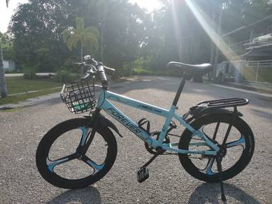 Bicycle suitable for kids age 7-12