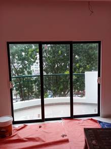 49) Pintu Sliding Ruang Tamu Aluminium-Kace