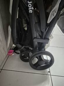 twin stroller