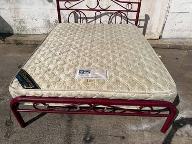 (Kingkoil) 8'' Spring Coil Tilam Queen Mattress