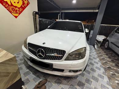 Mercedes Benz C200 200 K AVANTGARDE (CKD) in Kuching, SWK