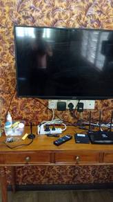 tv sharp 32in