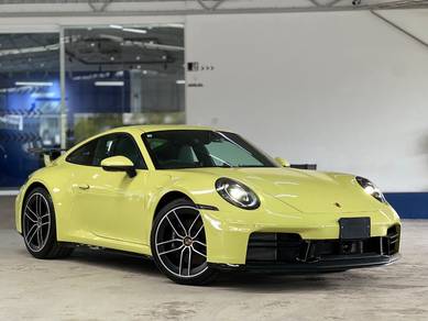 Porsche 911 Carrera CARRERA in Jalan Kuching, KUL