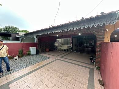 1.5-storey Terraced House For Sale in Perling,JHR