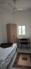 Room in Seri Kembangan, SGR
